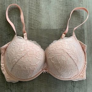 Victoria’s Secret peach bombshell lace push-up